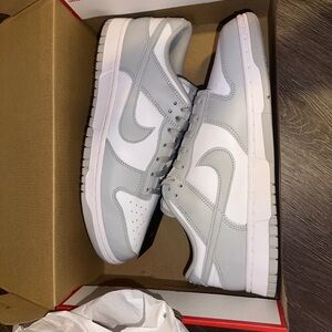 Nike low dunks grey fog